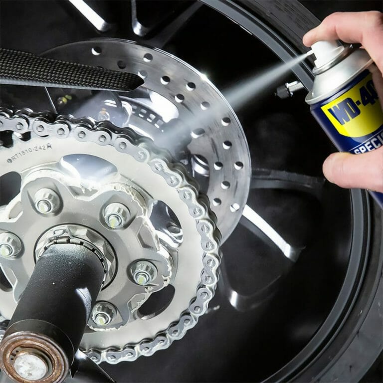 Kit Manutenzione Catena WD-40 (Pulitore-Grasso-Spazzola) Tutte le moto